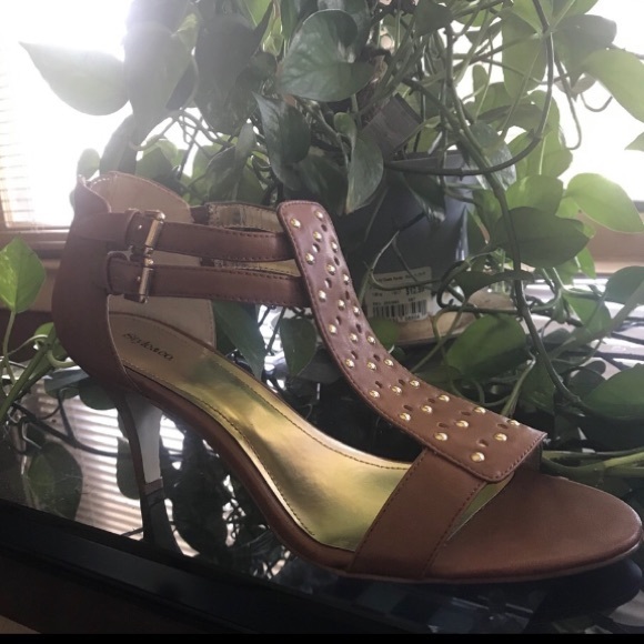 Style & Co Camel & Gold Peep Toe Sandals Size 9.5 - Picture 6 of 11